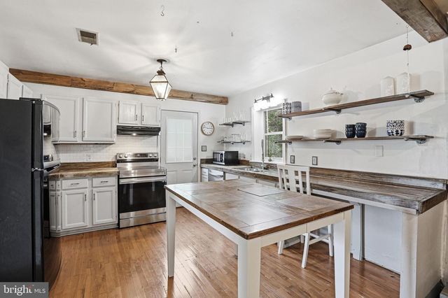 528 PLEASANTS DR, Fredericksburg, VA 22407
