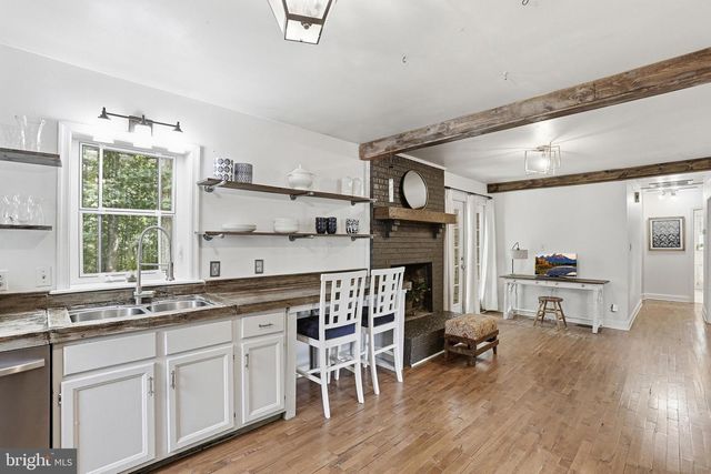 528 PLEASANTS DR, Fredericksburg, VA 22407