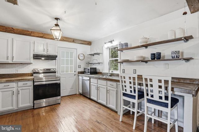528 PLEASANTS DR, Fredericksburg, VA 22407