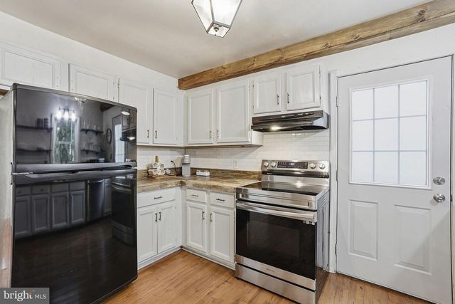 528 PLEASANTS DR, Fredericksburg, VA 22407