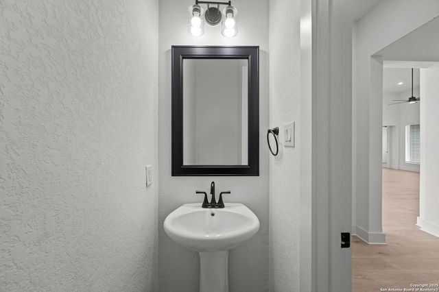 511 Caliban, Cibolo, TX 78108