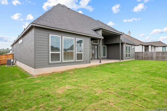 511 Caliban, Cibolo, TX 78108