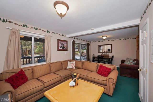 796 Orange, Sugarloaf, CA 92386