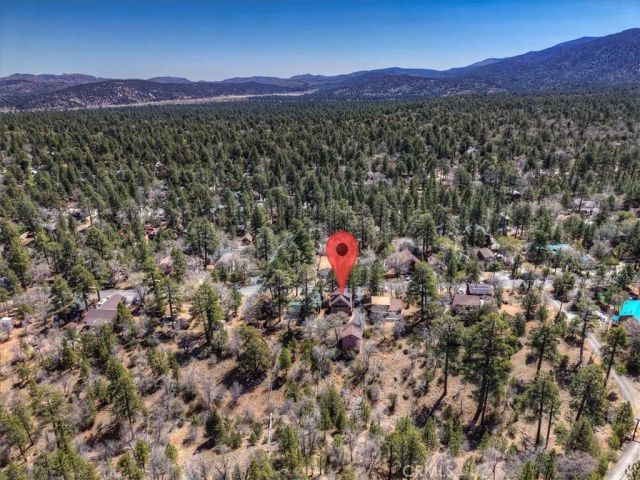 796 Orange, Sugarloaf, CA 92386