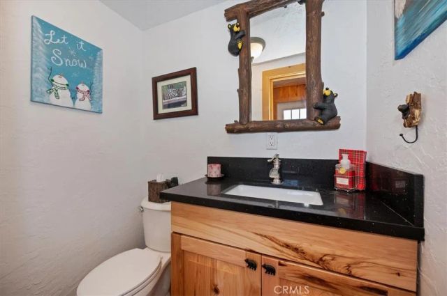 796 Orange, Sugarloaf, CA 92386