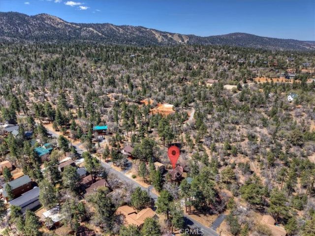 796 Orange, Sugarloaf, CA 92386