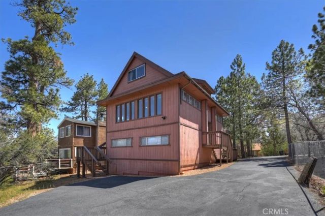 796 Orange, Sugarloaf, CA 92386