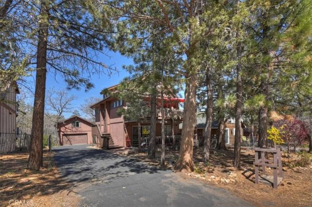 796 Orange, Sugarloaf, CA 92386