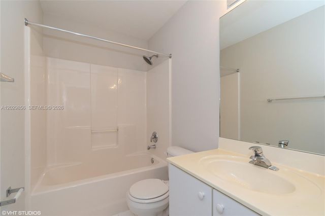 8272 Via Serena, Boca Raton, FL 33433