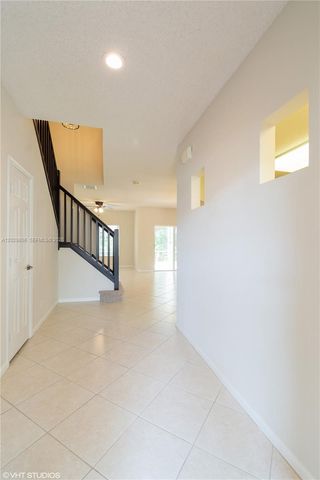 8272 Via Serena, Boca Raton, FL 33433