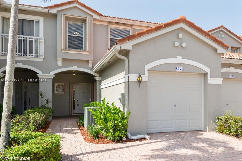 8272 Via Serena, Boca Raton, FL 33433