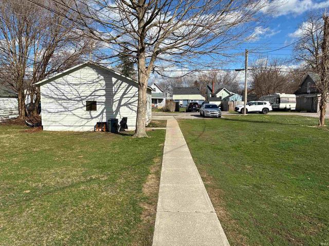 220 S 9th Street, Goshen, IN 46528