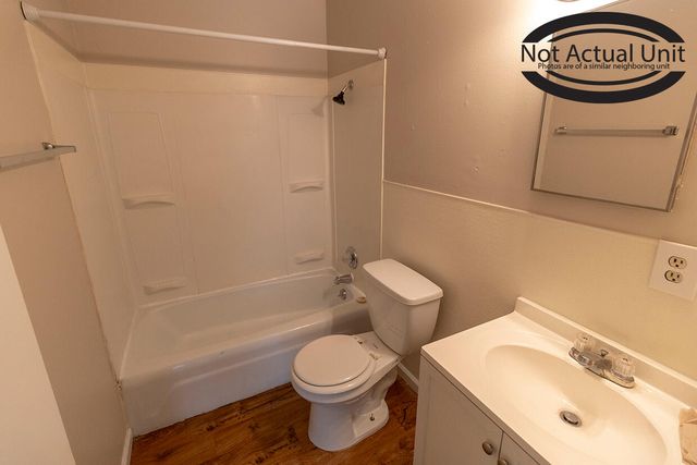 704 CUNNINGHAM DR 2, Columbia, MO 65202