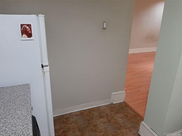 1 Hillside Avenue 1A, Great Neck, NY 11021