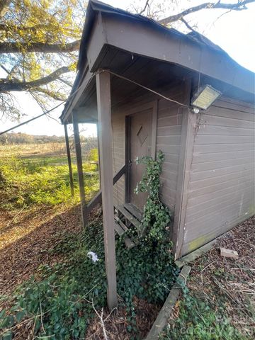 3217 Howe Dairy Road, Gastonia, NC 28056