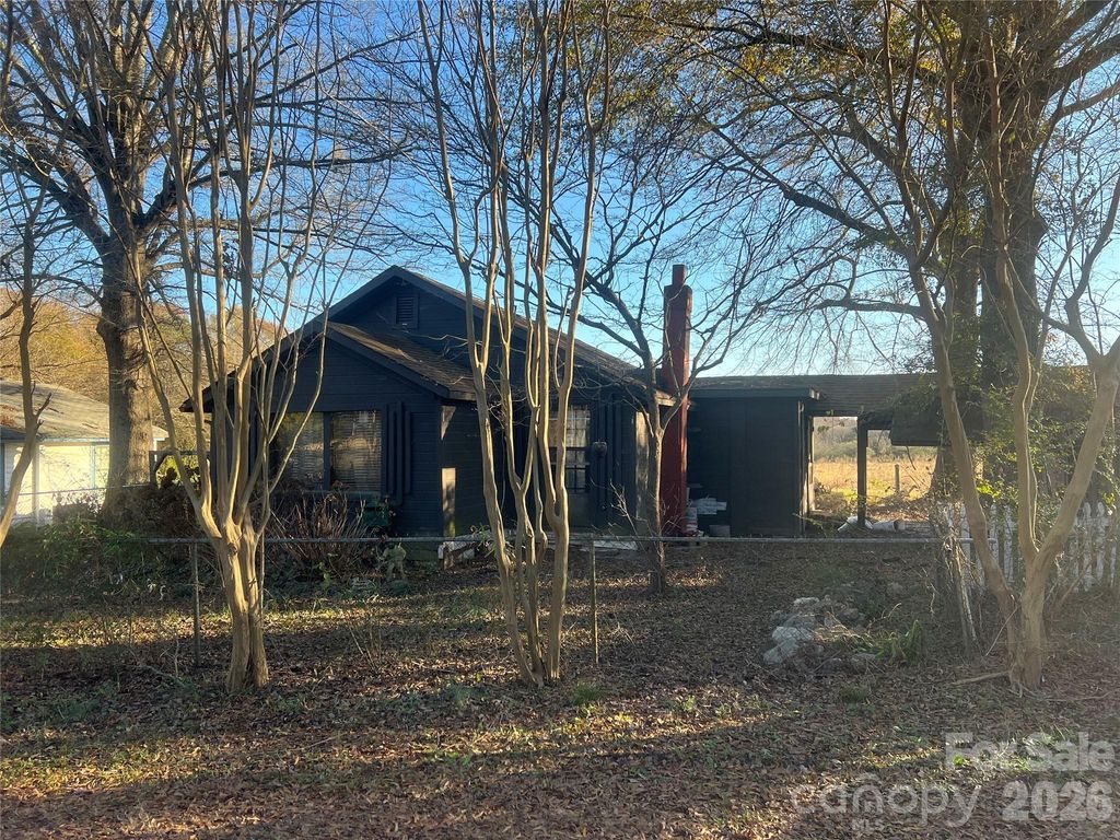 3217 Howe Dairy Road, Gastonia, NC 28056