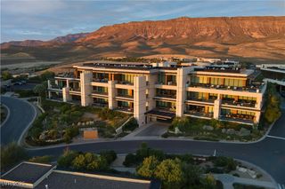 11665 Summit Club Drive 305, Las Vegas, NV 89135