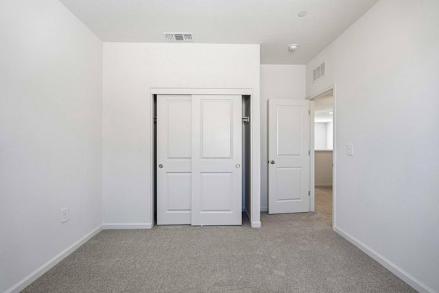 2350 Lazio St, Manteca, CA 95337