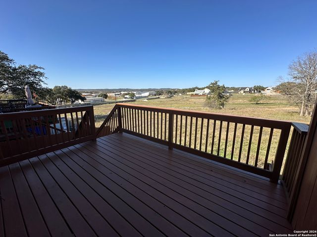 128 MAGNOLIA CIR, Boerne, TX 78006
