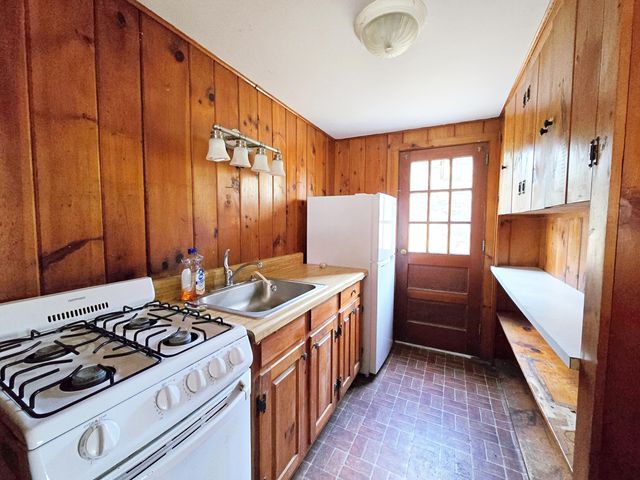 6 Penny Lane, Orleans, MA 02653