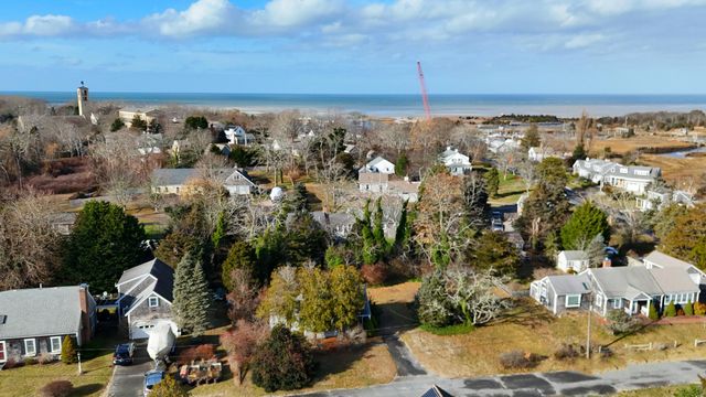 6 Penny Lane, Orleans, MA 02653