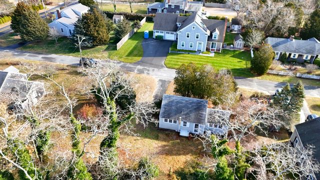 6 Penny Lane, Orleans, MA 02653