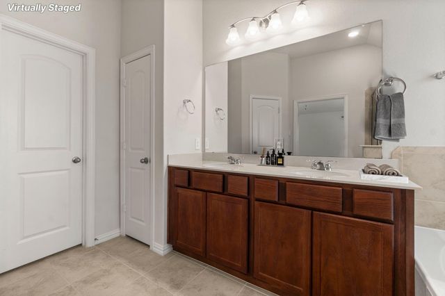 535 Carina Gaze Drive, Conroe, TX 77318