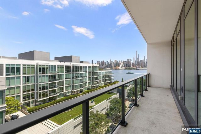 1200 Ave At Port Imperial PH702, Weehawken, NJ 07086