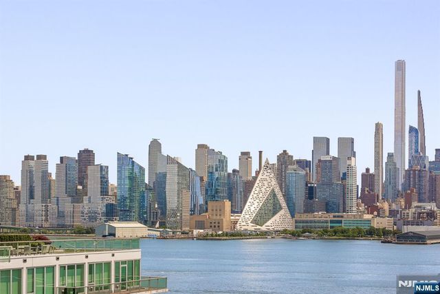 1200 Ave At Port Imperial PH702, Weehawken, NJ 07086