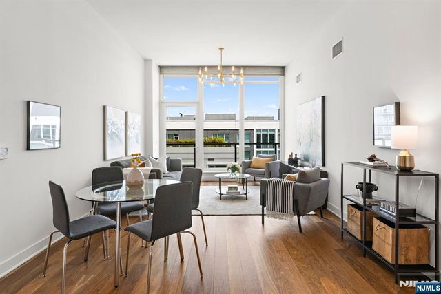 1200 Ave At Port Imperial PH702, Weehawken, NJ 07086