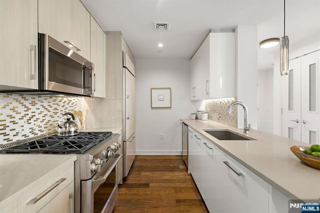 1200 Ave At Port Imperial PH702, Weehawken, NJ 07086