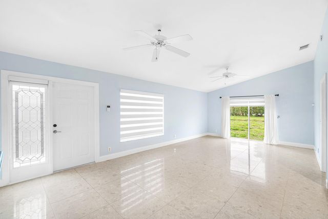 5713 Boynton Bay Circle, Boynton Beach, FL 33437