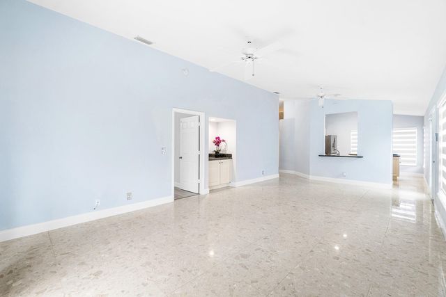 5713 Boynton Bay Circle, Boynton Beach, FL 33437