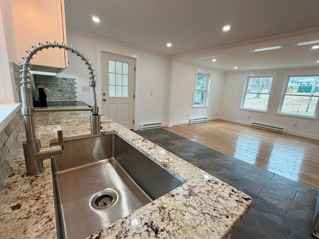 3697 Main Street, Willsboro, NY 12996