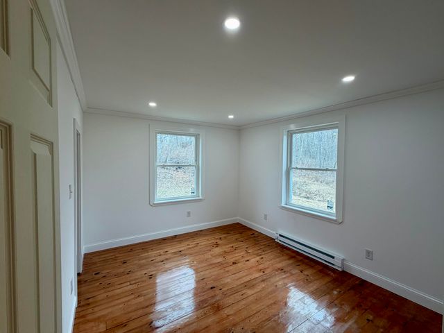 3697 Main Street, Willsboro, NY 12996