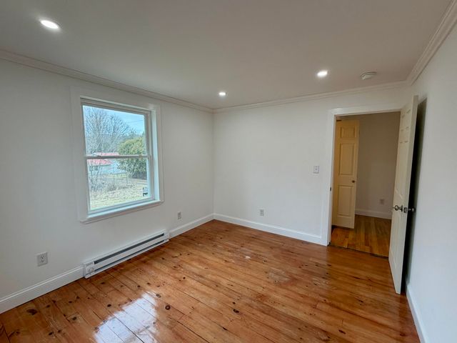 3697 Main Street, Willsboro, NY 12996