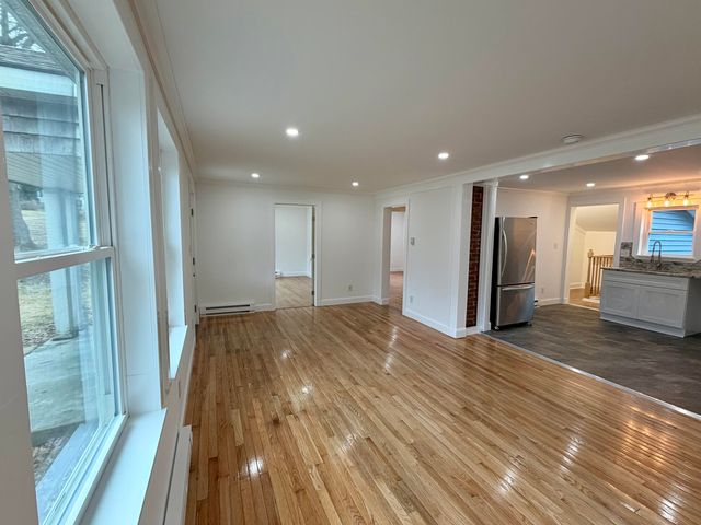 3697 Main Street, Willsboro, NY 12996