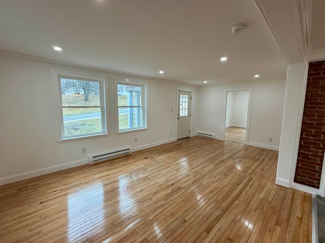 3697 Main Street, Willsboro, NY 12996