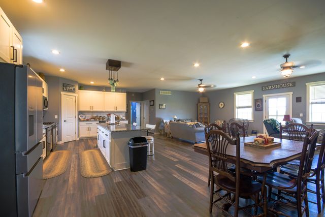 7674 Veterans Memorial Highway, Sharpsburg, KY 40374