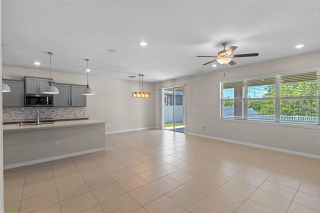 13871 CARLOW PARK DRIVE, Riverview, FL 33579