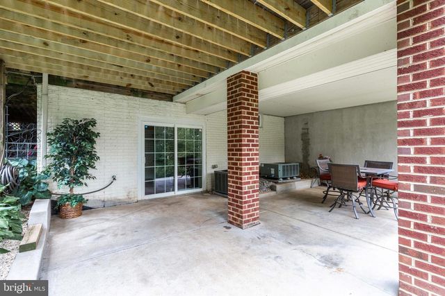 659 DOWNHILL DR, Westminster, MD 21157