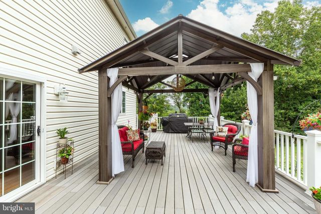 659 DOWNHILL DR, Westminster, MD 21157