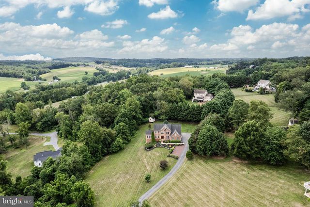 659 DOWNHILL DR, Westminster, MD 21157
