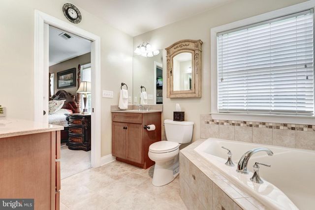 659 DOWNHILL DR, Westminster, MD 21157