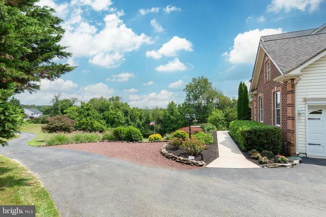 659 DOWNHILL DR, Westminster, MD 21157