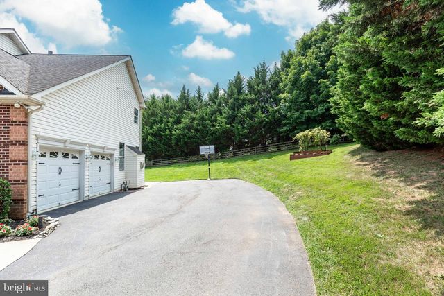 659 DOWNHILL DR, Westminster, MD 21157