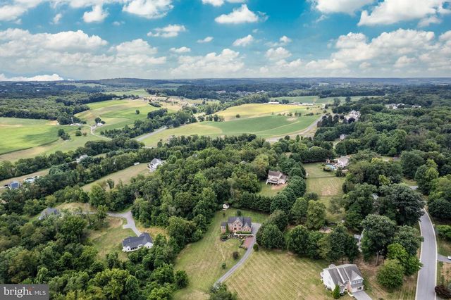 659 DOWNHILL DR, Westminster, MD 21157