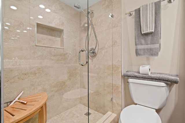 3900 SE County Line Road 22a, Jupiter, FL 33469