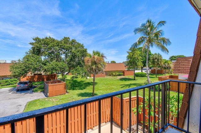 3900 SE County Line Road 22a, Jupiter, FL 33469