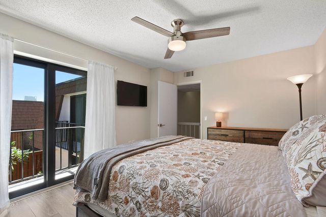 3900 SE County Line Road 22a, Jupiter, FL 33469